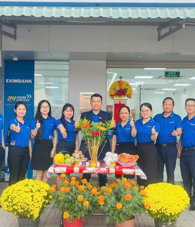 ĐỒNG PHỤC DOANH NGHIỆP MAY IN THEO YÊU CẦU | NGÂN HÀNG EXIMBANK