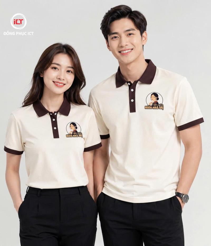 MẪU ÁO POLO ĐỒNG PHỤC QUÁN CÀ PHÊ – MÀU HỘT GÀ, IN LOGO THEO YÊU CẦU
